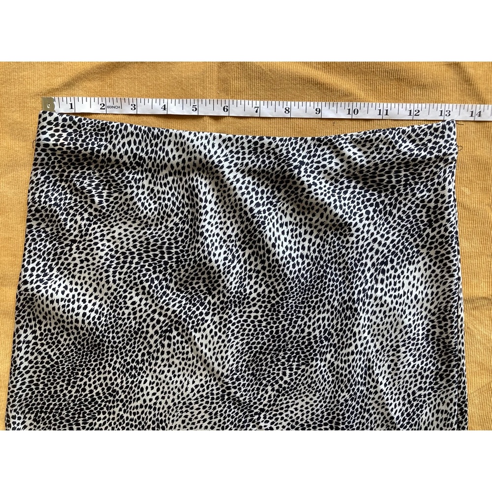 Re:named satin skirt : 90’s vibes : cheetah print - Picture 9 of 11
